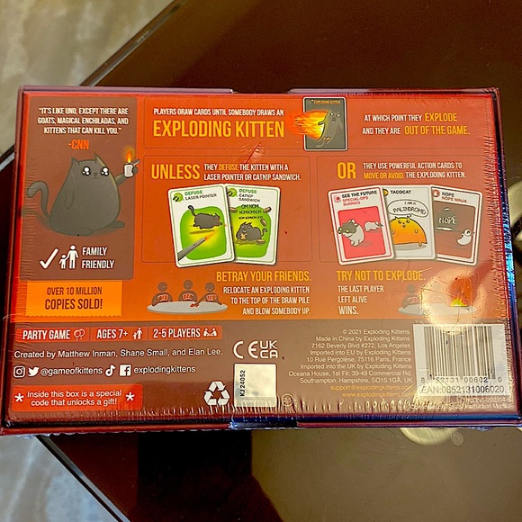 NWT EXPLODING KITTENS, a card game original edition, sealed - Picture 2 of 3